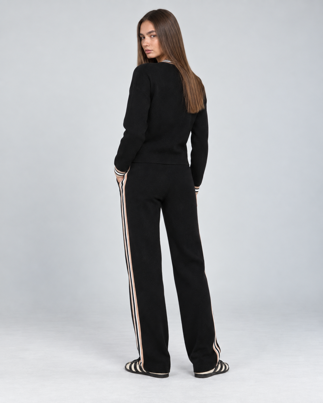 SOFT KNIT ATHLETIC BOMBER JACKET