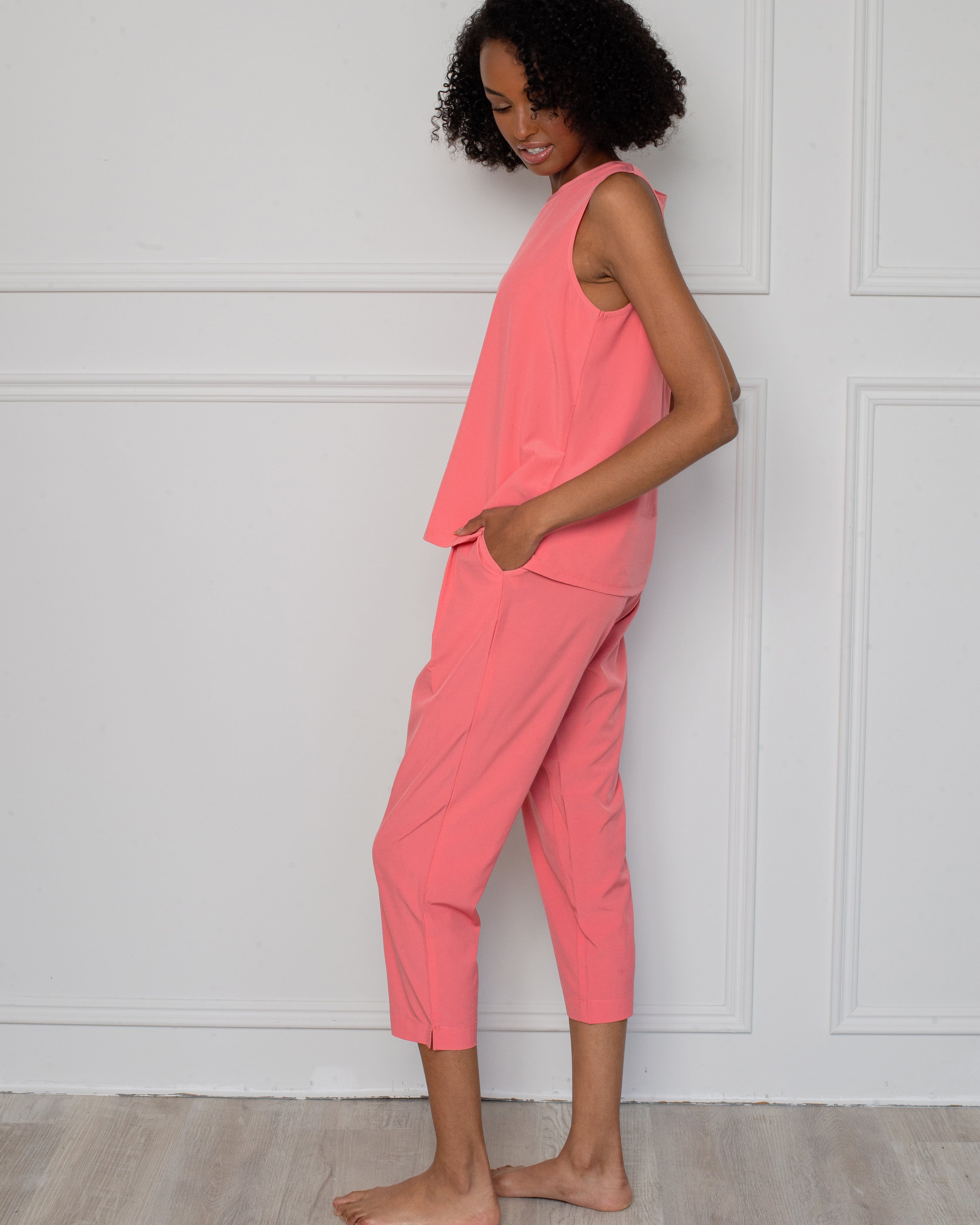 4-WAY STRETCH TANK