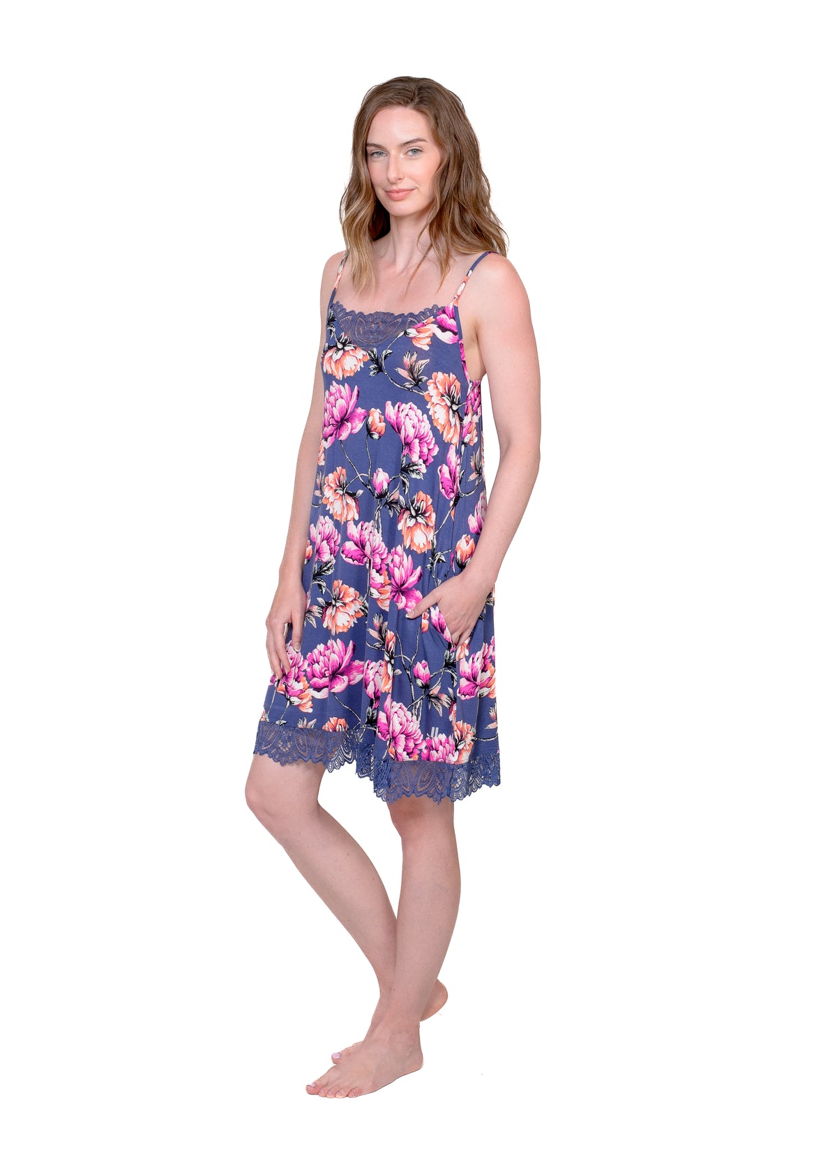 LACE CHEMISE