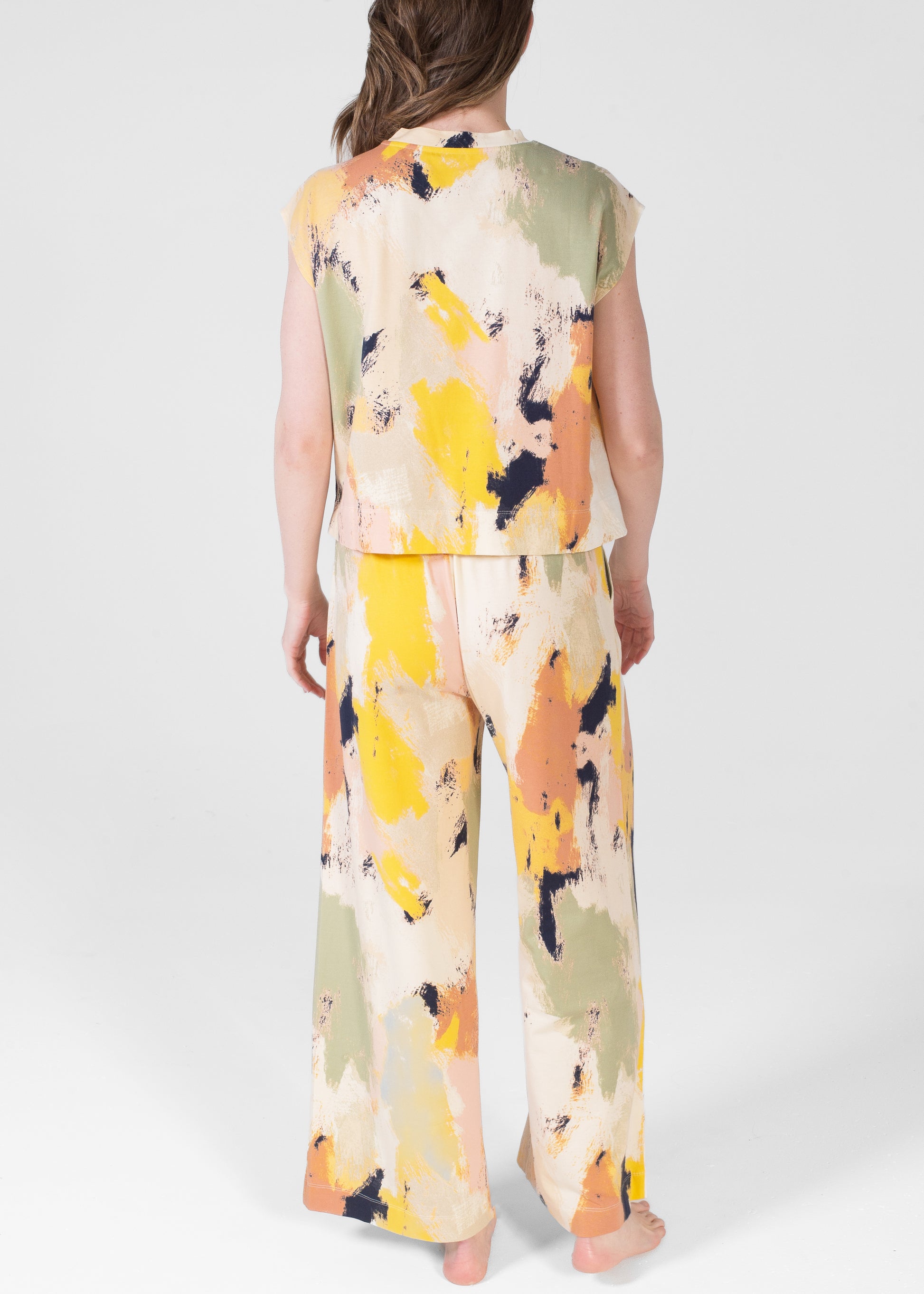 Marble Mock Neck Top With High Waist Pant Set