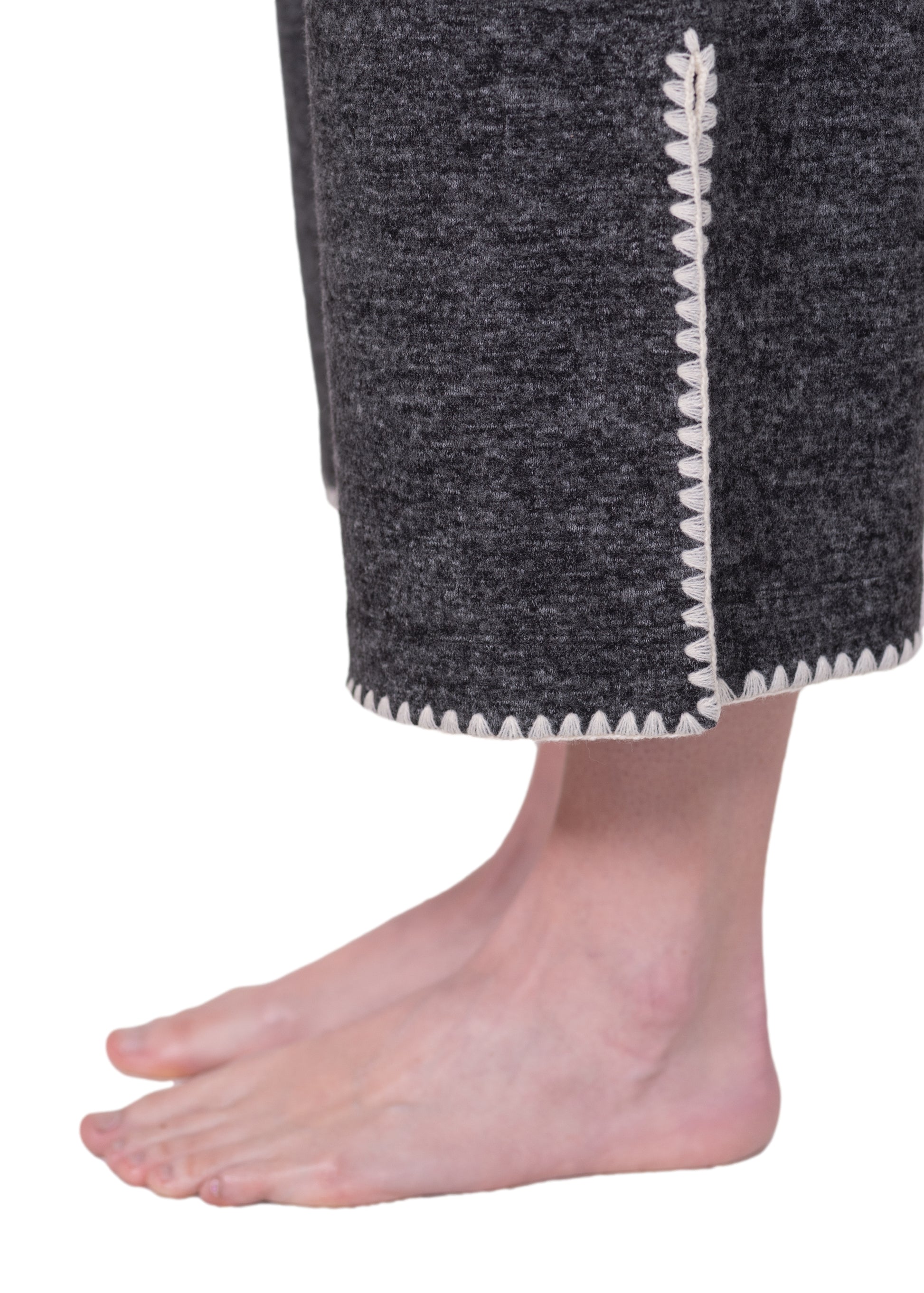 Relaxed Blanket Stitch Wide Leg Cropped Pants