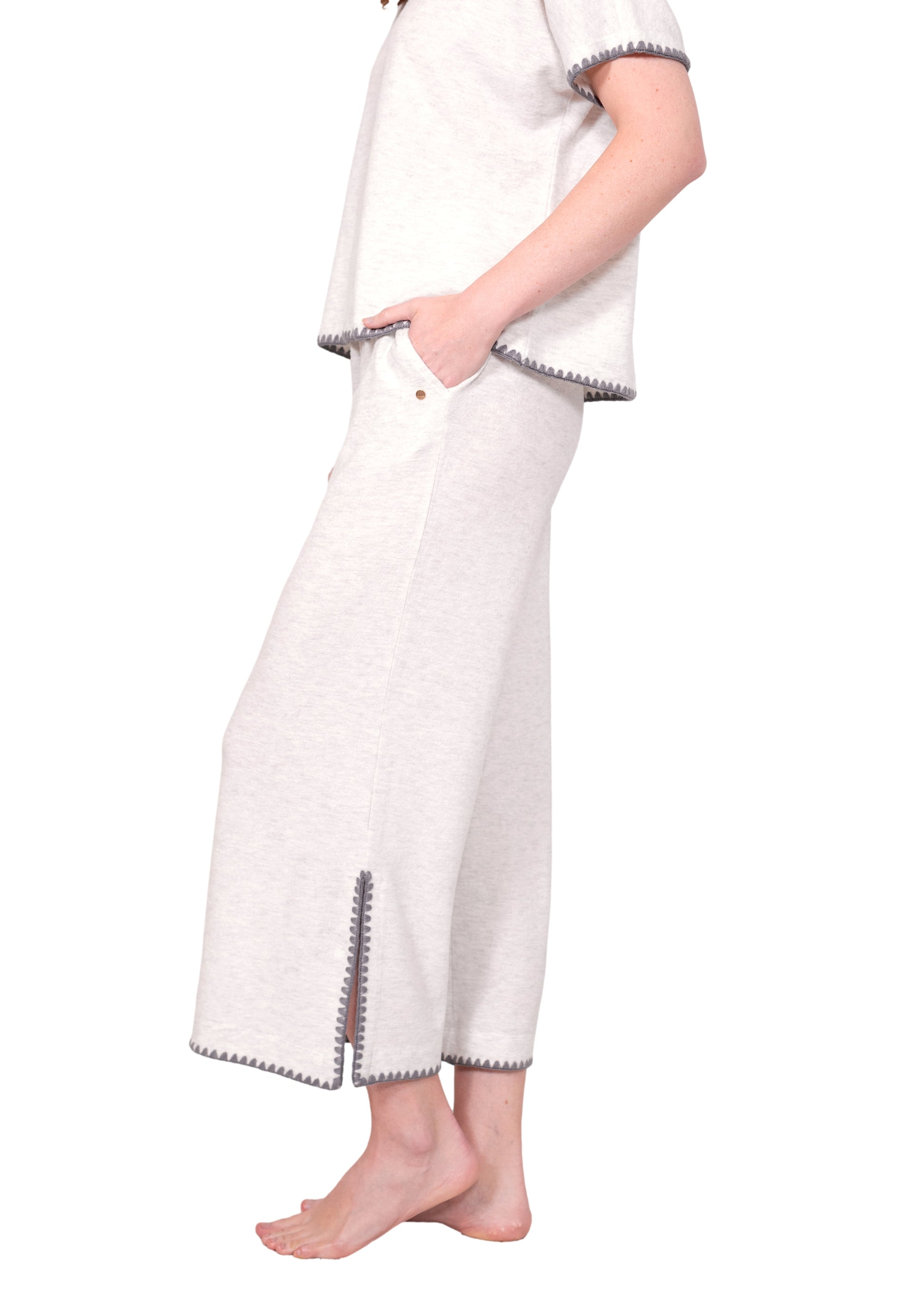 Relaxed Blanket Stitch Wide Leg Cropped Pants