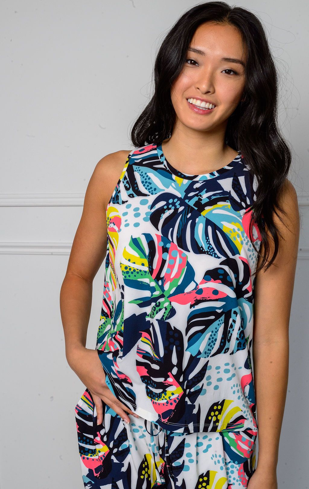 4-WAY STRETCH TANK