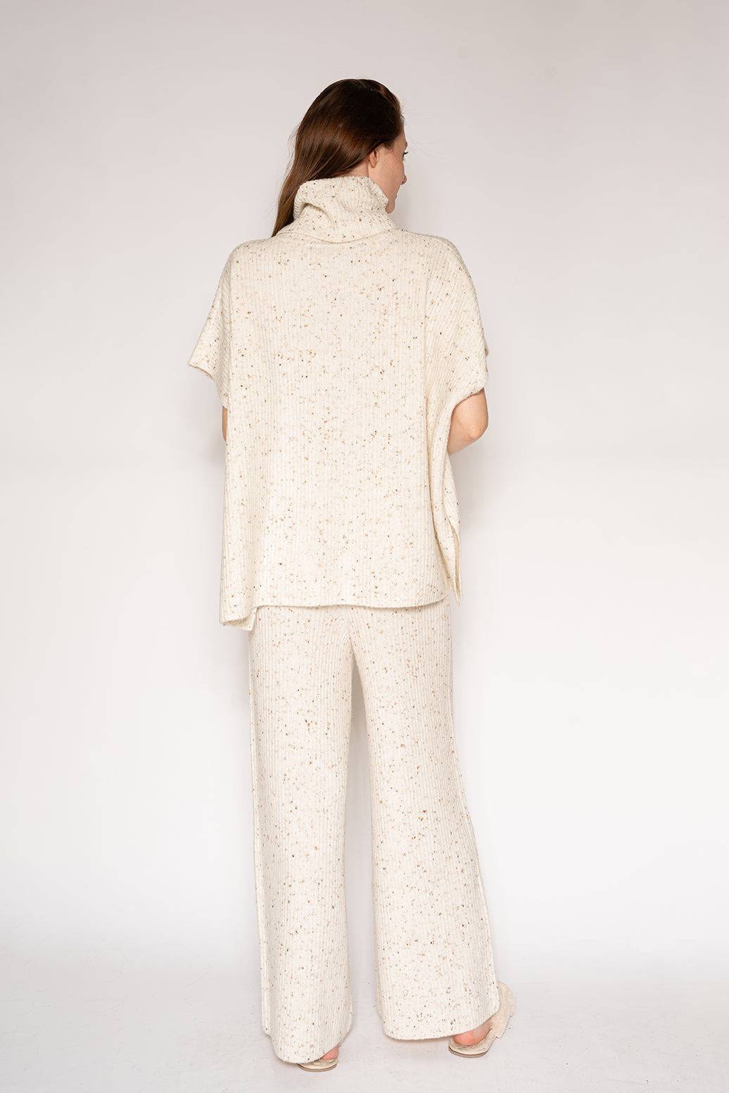 SWEATER RIB OVERSIZED TURTLENECK PONCHO - LATTELOVE Co.