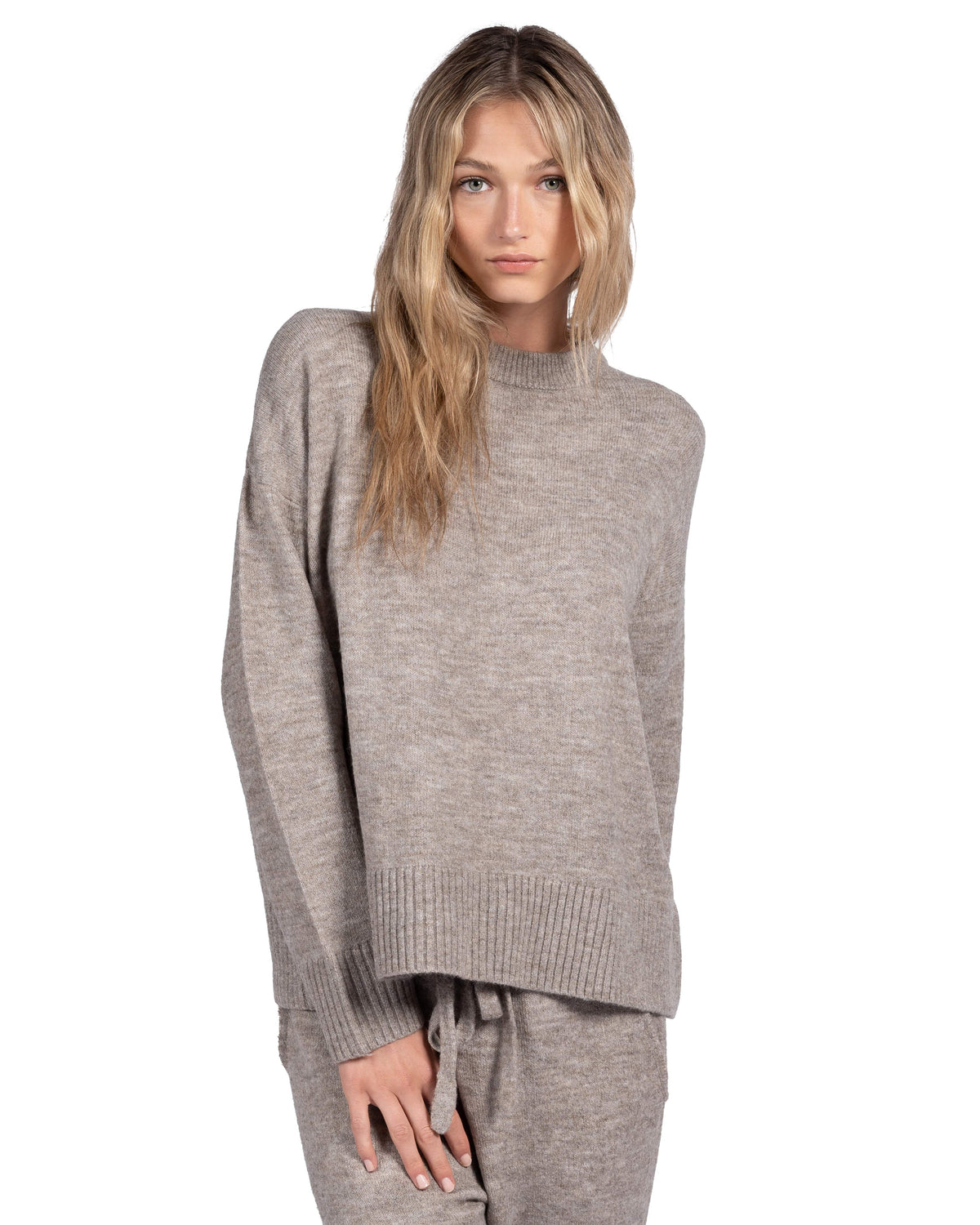 OVERSIZED CREW - LATTELOVE Co.