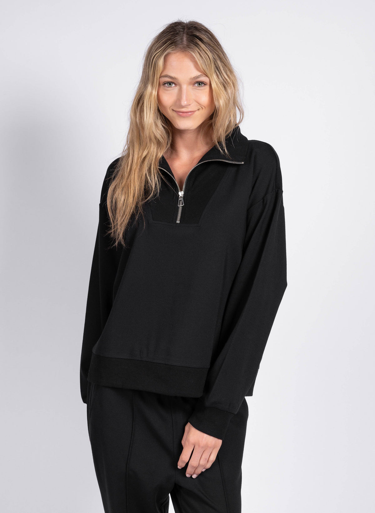 PONTE MOCK NECK - LATTELOVE Co.