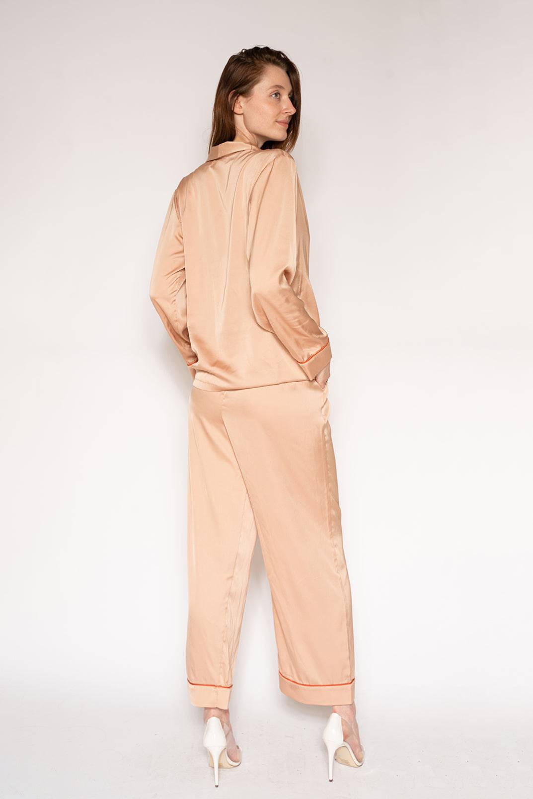 Love to lounge pajamas deals