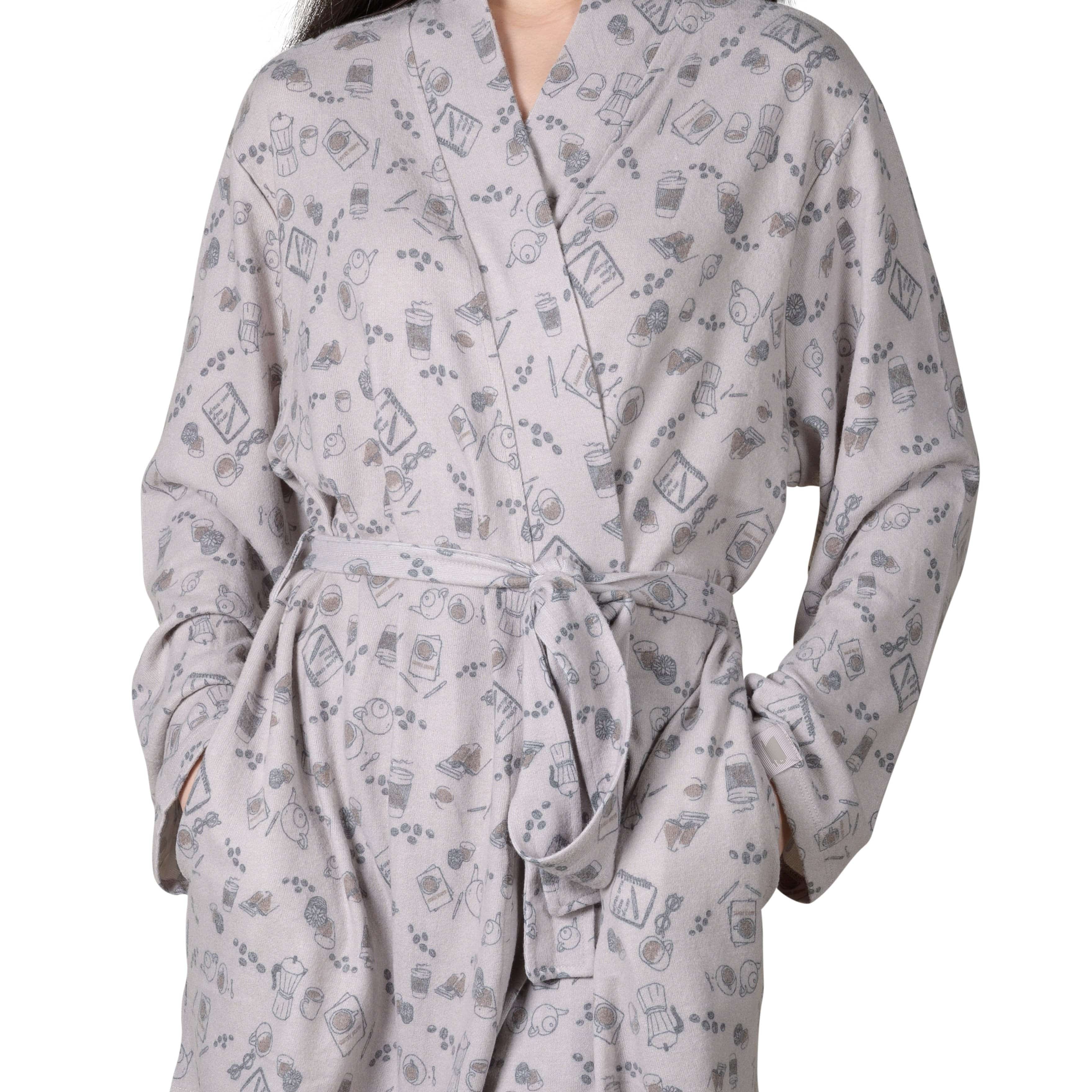 Java and Script Wrap-It-Up Reading Robe - Silver Cloud - LATTELOVE Co.
