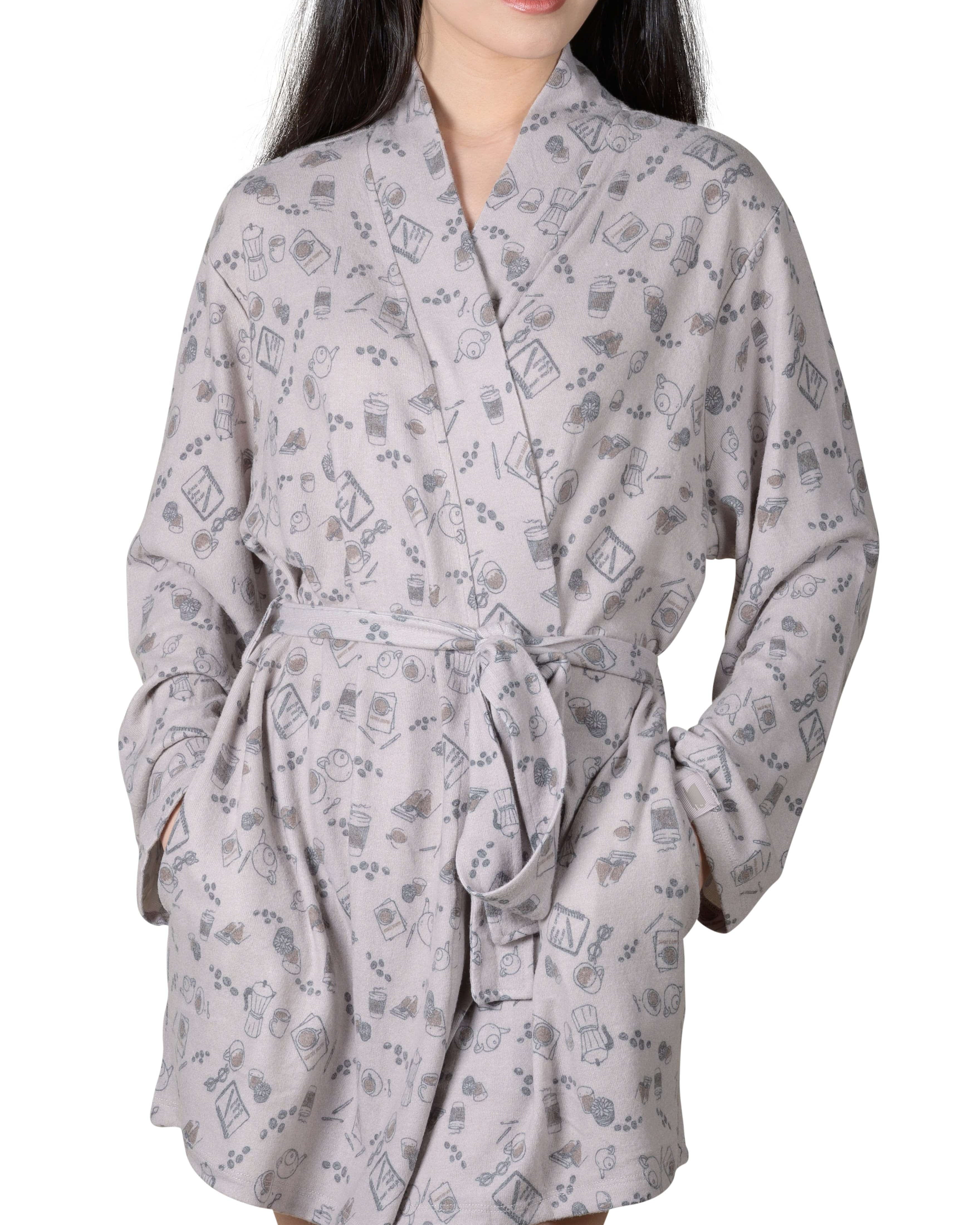 Java and Script Wrap-It-Up Reading Robe - Silver Cloud - LATTELOVE Co.